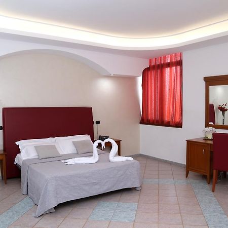 Hotel Stefano A Melito Melito di Napoli ภายนอก รูปภาพ