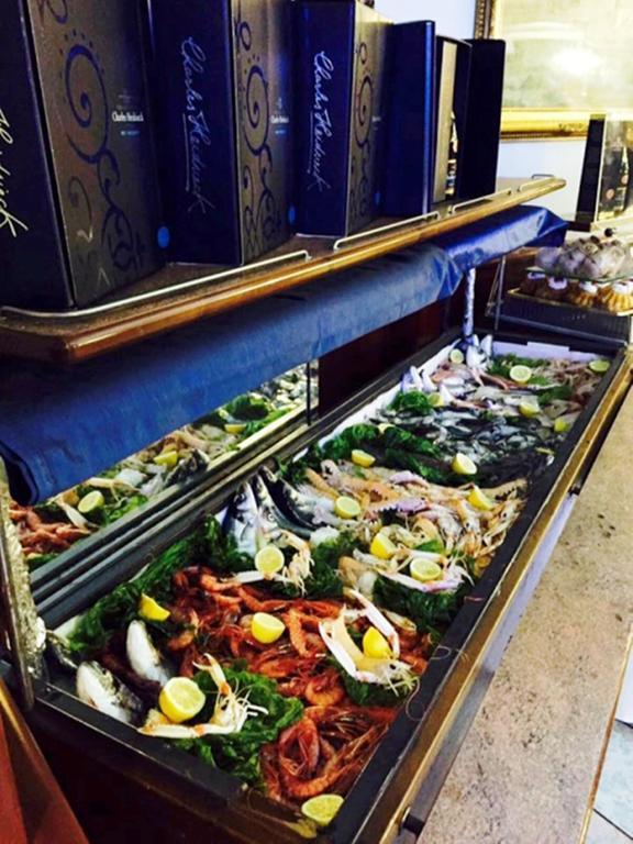 Hotel Stefano A Melito Melito di Napoli ภายนอก รูปภาพ