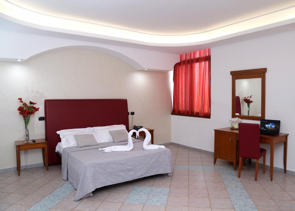Hotel Stefano A Melito Melito di Napoli ภายนอก รูปภาพ