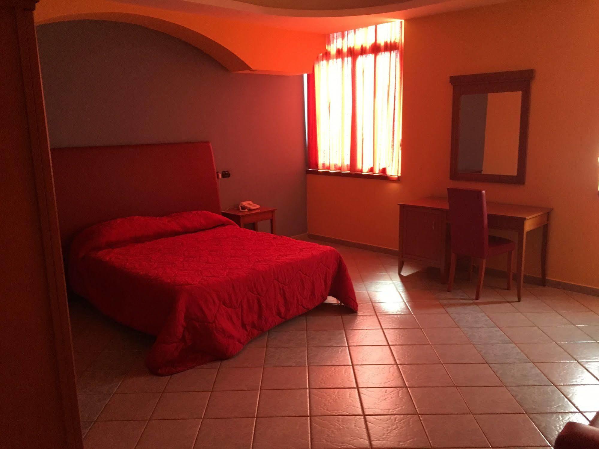 Hotel Stefano A Melito Melito di Napoli ภายนอก รูปภาพ